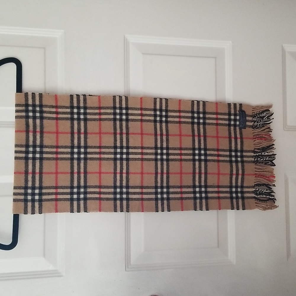 Authentic BURBERRY classic 100% Cashmere Scarf